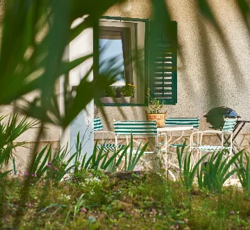 1-Bedroom Apartment in Opatija for Up to 3 Guests