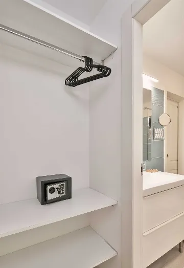 1-Bedroom Apartment in Opatija for Up to 3 Guests