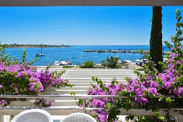 Two-Bedroom Apartment with Sea-View Terrace in Novalja