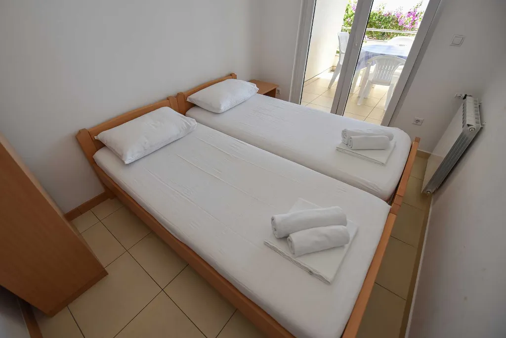 Two-Bedroom Apartment with Sea-View Terrace in Novalja