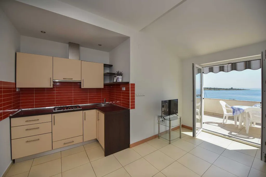 One-Bedroom Sea View Apartment in Novalja