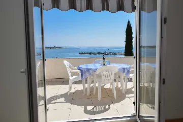 One-Bedroom Sea View Apartment in Novalja