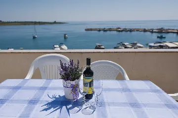 Novalja Apartment with Sea-View Terrace for 4–6