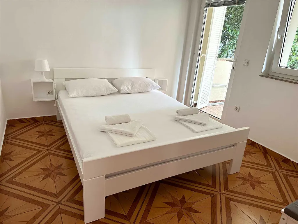 Two-Bedroom Apartment in Novalja for Up to 6