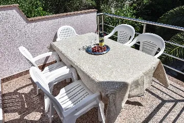 2-Bedroom Apartment in Novalja with Terrace Seating