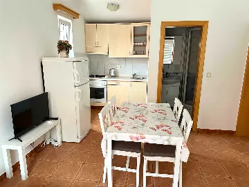 2-Bedroom Apartment in Novalja with Terrace Seating