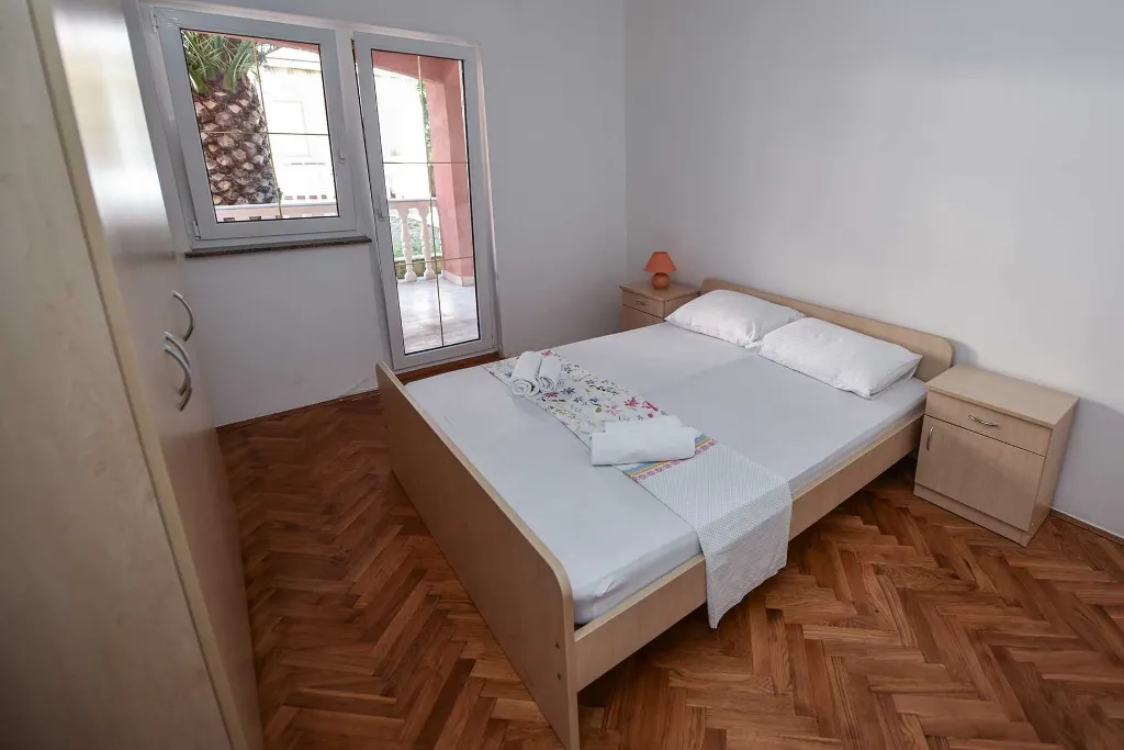 Novalja 2-Bedroom Apartment with Terrace