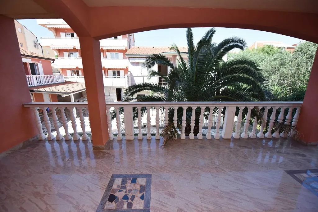 2-Bedroom Apartment with Terrace in Novalja