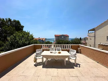 2-Bedroom Apartment with Terrace in Novalja