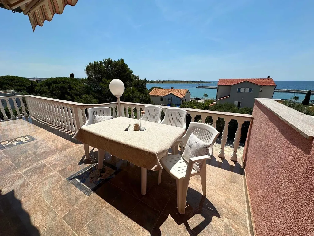 2-Bedroom Apartment in Novalja with Terraces