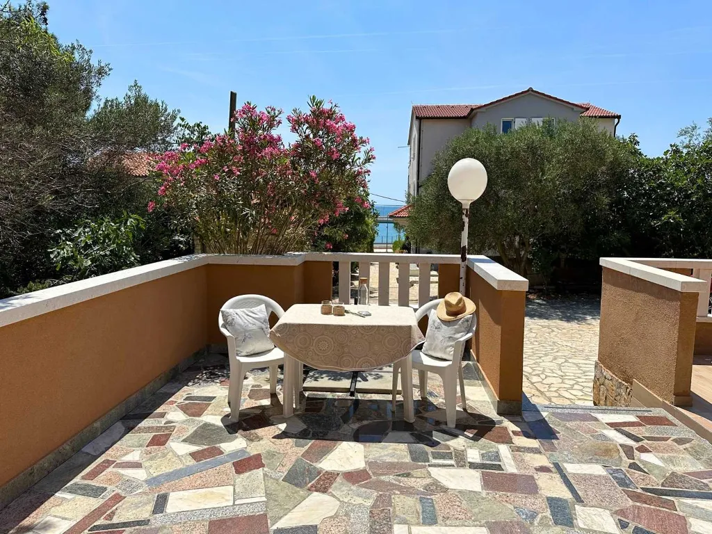 One-Bedroom Apartment in Novalja with Terrace