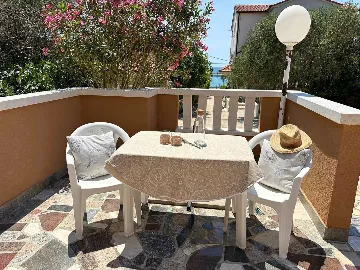 One-Bedroom Apartment in Novalja with Terrace