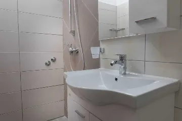 Novalja 1-Bedroom Apartment for up to 4 Guests