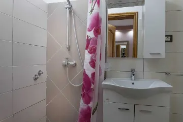 Novalja 1-Bedroom Apartment for up to 4 Guests