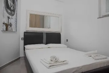 Novalja 1-Bedroom Apartment for up to 4 Guests