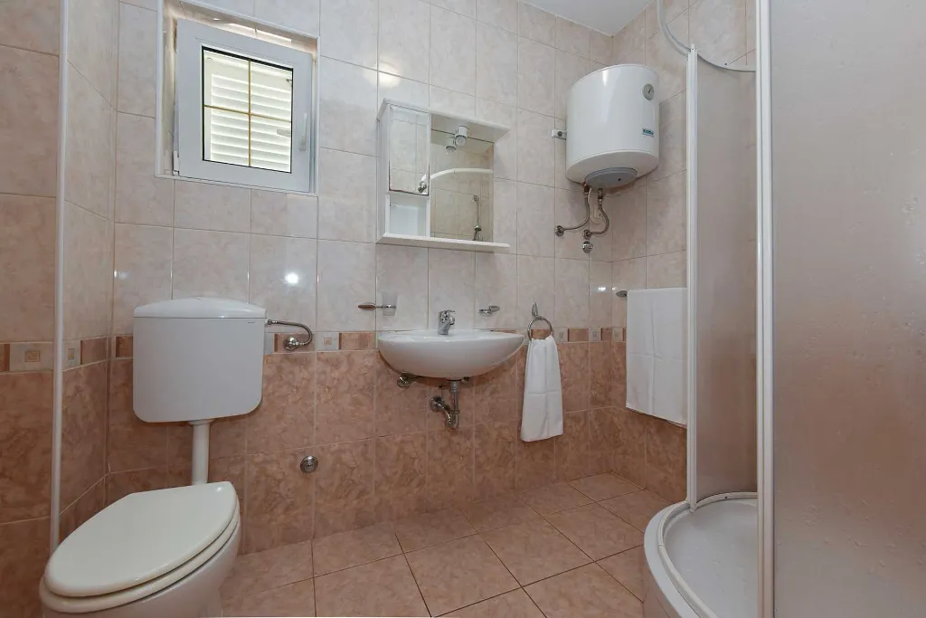 One-Bedroom Apartment in Novalja for Up to 4