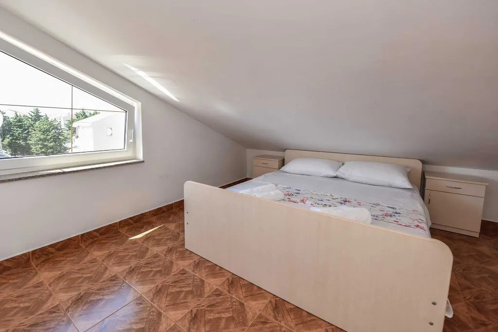 Sea-View Apartment in Novalja (Up to 4 Guests)