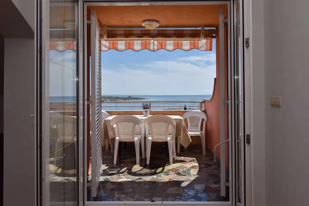 Novalja Apartment with Sea and City View