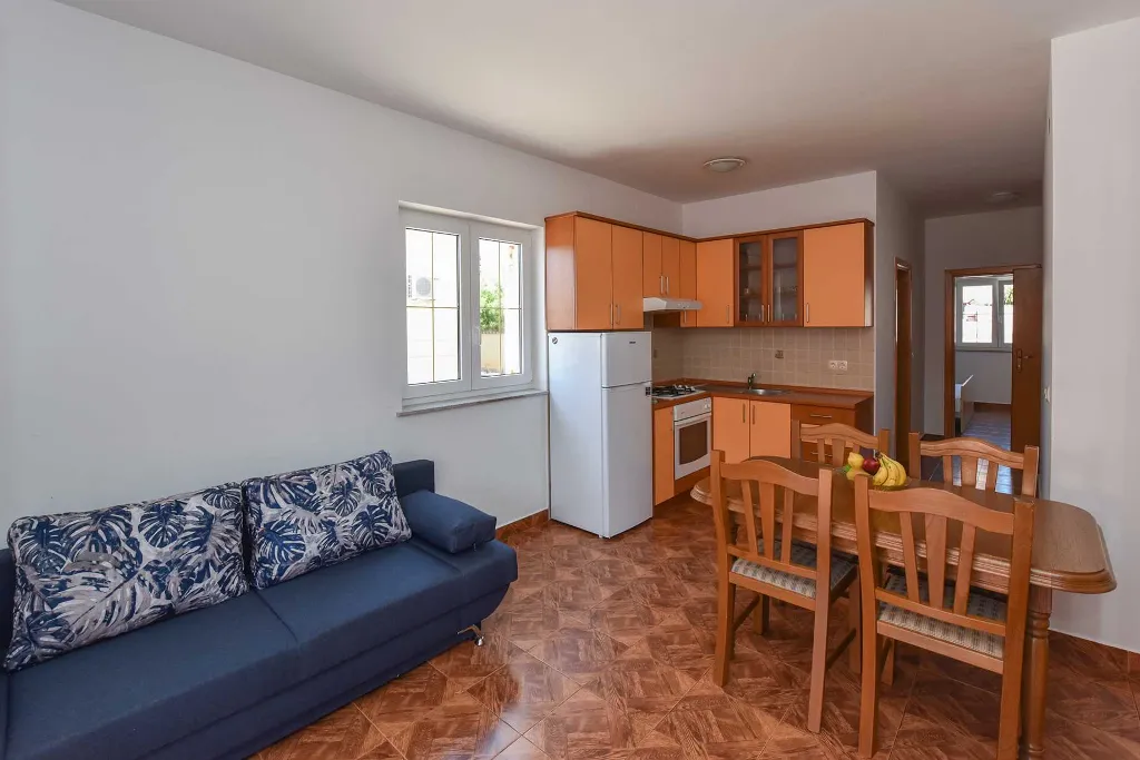 One-Bedroom Apartment in Novalja with Terrace Seating