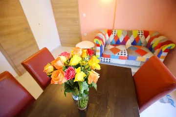 Air-Conditioned Apartment with Sea-View Balcony in Sukošan