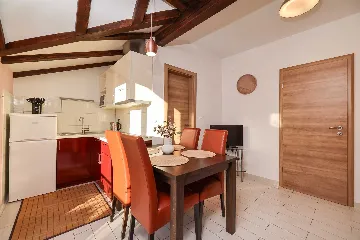 Air-Conditioned Apartment with Sea-View Balcony in Sukošan