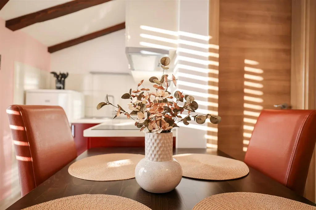 Air-Conditioned Apartment with Sea-View Balcony in Sukošan
