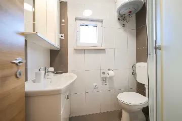 Air-Conditioned Apartment with Sea-View Balcony in Sukošan