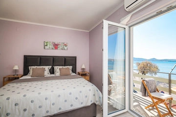 Studio Apartment with Sea View in Sukošan