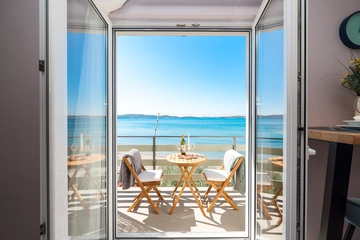 Studio Apartment with Sea View in Sukošan