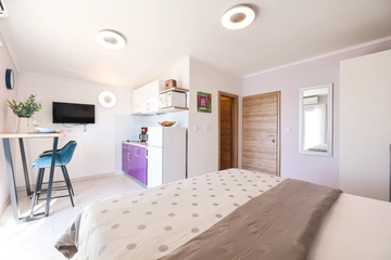 Studio Apartment with Sea View in Sukošan