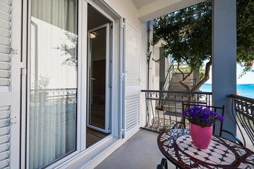 Sukošan 2-Bedroom Apartment with Sea View Balcony