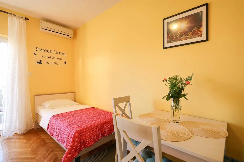 Sukošan Studio Apartment with Sea View