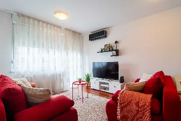 Zagreb One-Bedroom Apartment for Up to 6 Guests