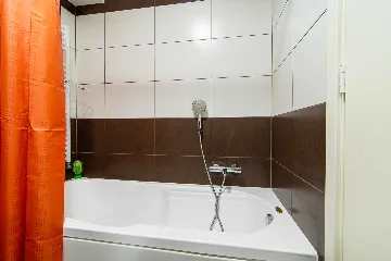 Zagreb One-Bedroom Apartment for Up to 6 Guests