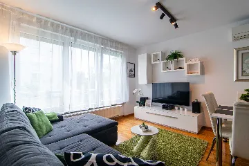 Zagreb Apartment with Secure Garage