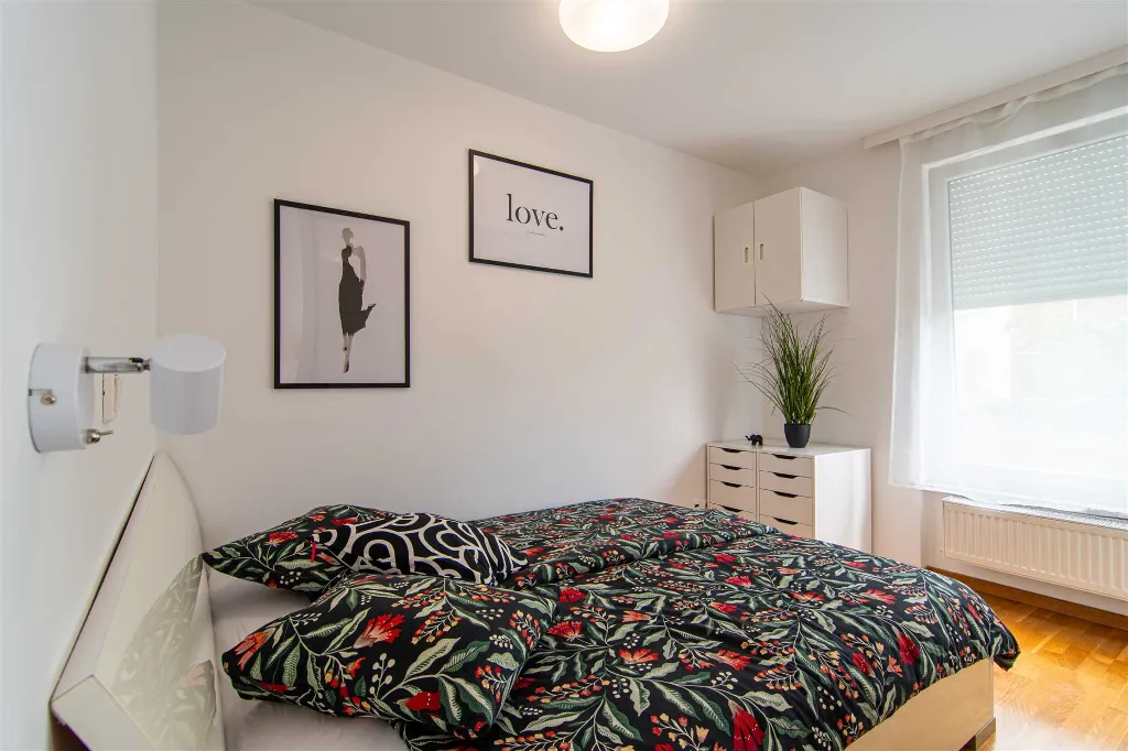 Zagreb Apartment with Secure Garage
