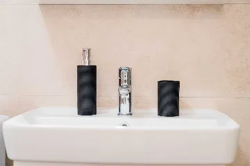 2-Bedroom Apartment in Zagreb for Up to 6