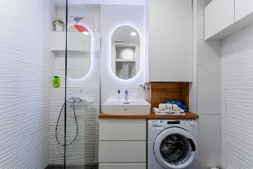 1-Bedroom Apartment with Loggia in Zagreb