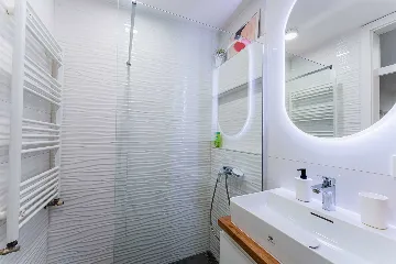 1-Bedroom Apartment with Loggia in Zagreb