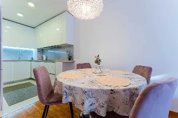 1-Bedroom Apartment with Loggia in Zagreb