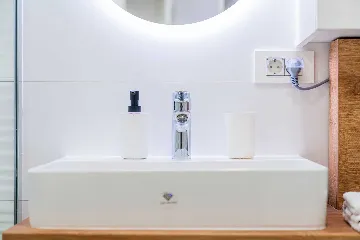 1-Bedroom Apartment with Loggia in Zagreb