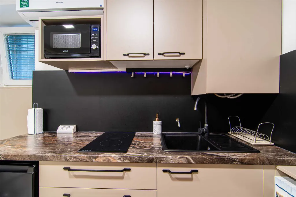 Zagreb Center 1-Bedroom Apartment for 2 Guests