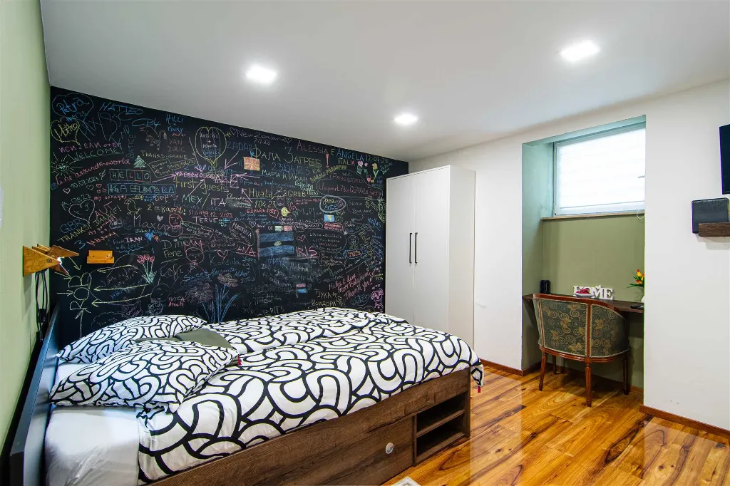 Zagreb Center 1-Bedroom Apartment for 2 Guests