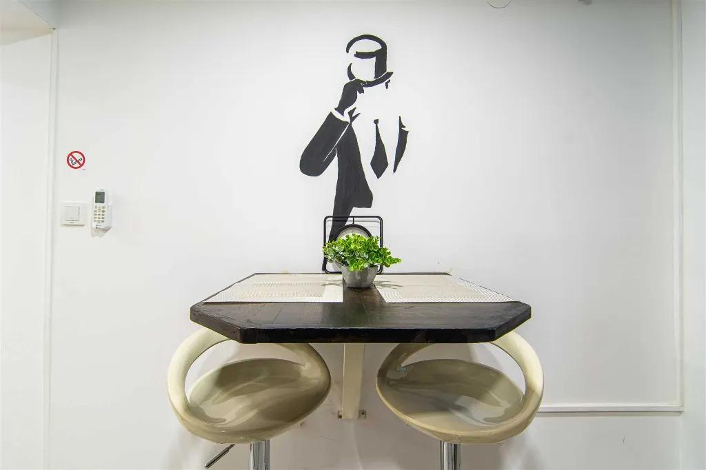 Zagreb Center 1-Bedroom Apartment for 2 Guests