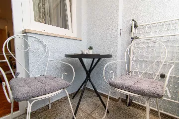 Zagreb 1-Bedroom Apartment for Up to 4 Guests