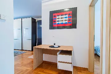 2-Bedroom Apartment in Zagreb for Up to 6