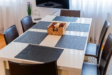 2-Bedroom Apartment in Zagreb for Up to 6