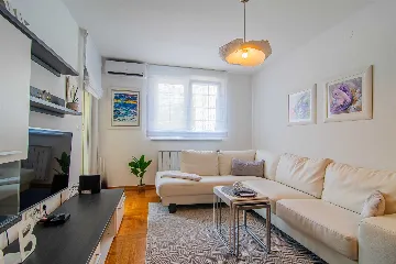 Zagreb Ground-Floor Apartment for 3 Guests