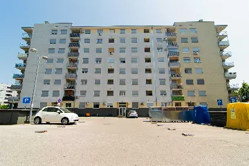 Zagreb Ground-Floor Apartment for 3 Guests