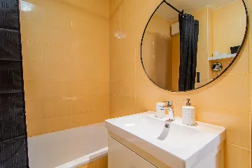 Zagreb Ground-Floor Apartment for 3 Guests